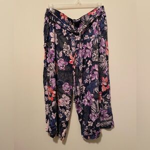a.n.a Navy and Pink Floral Pants